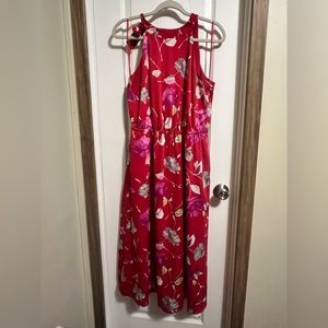 Banana Republic red elegant dress. Halter dress design. MIDI length.